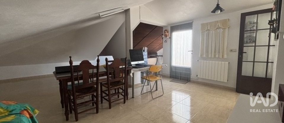 Vivienda unifamiliar  3 habitaciones de 393 m² en Lepe (21440)