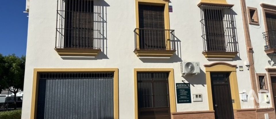 Vivienda unifamiliar  3 habitaciones de 393 m² en Lepe (21440)