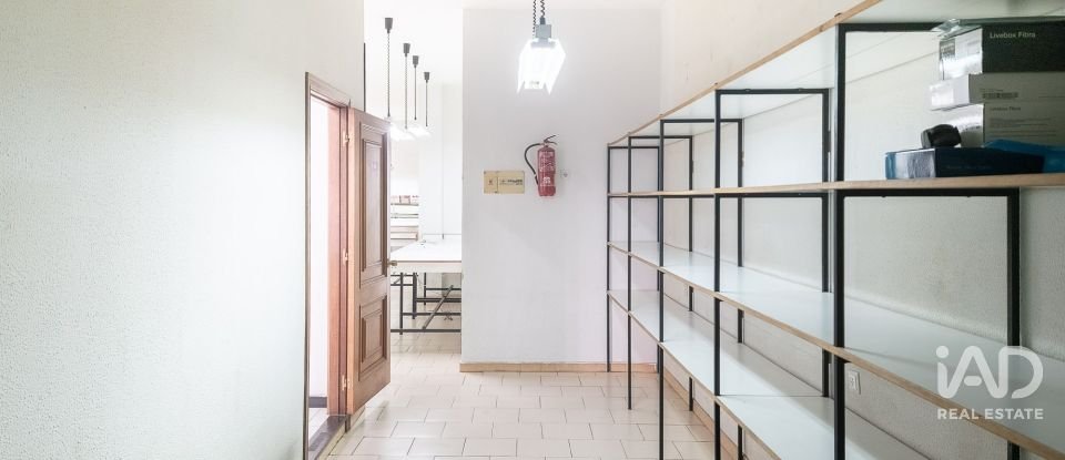 Botiga / Local comercial de 167 m² a Gijón (33204)