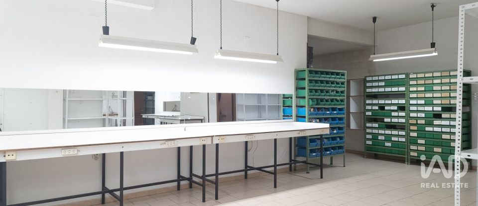 Botiga / Local comercial de 167 m² a Gijón (33204)