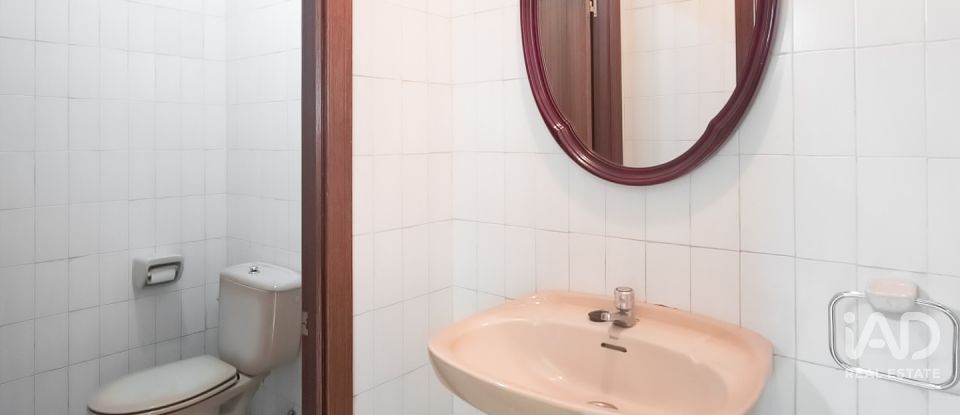 Botiga / Local comercial de 167 m² a Gijón (33204)