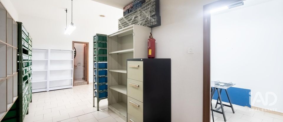 Botiga / Local comercial de 167 m² a Gijón (33204)