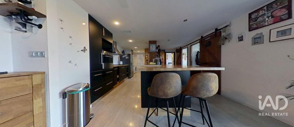 Apartment 3 bedrooms of 135 m² in Dolores (03150)