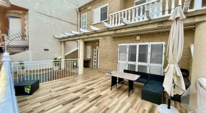 House 4 bedrooms of 289 m² in Llano de Brujas (30161)