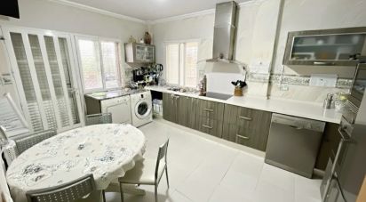 House 4 bedrooms of 289 m² in Llano de Brujas (30161)