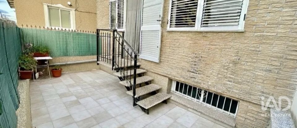 Casa 4 habitaciones de 289 m² en Llano de Brujas (30161)