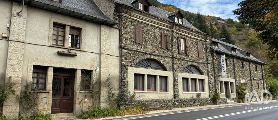 Edificio de 873 m² en Aubert (25537)