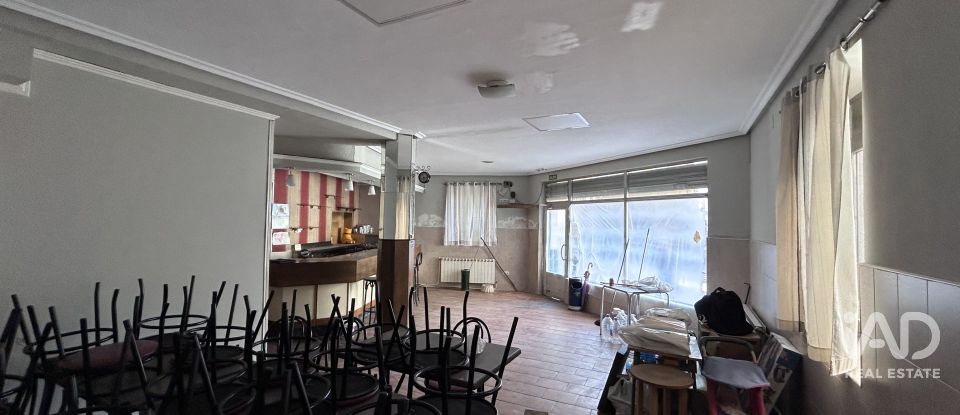 Boutique/Local commercial de 95 m² à León (24008)