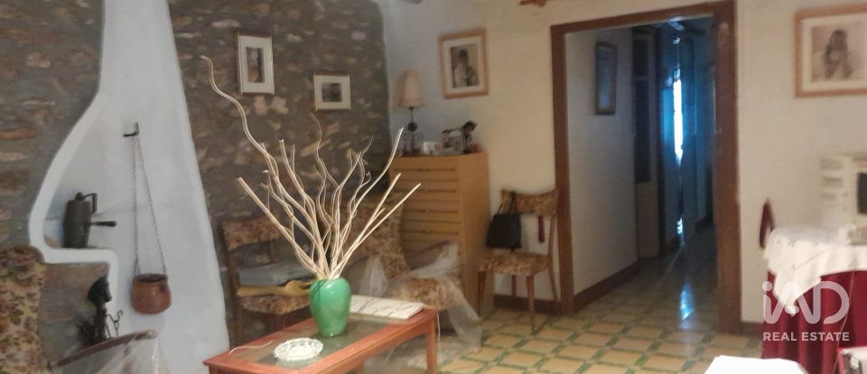 Village house 3 bedrooms of 589 m² in Ulldecona (43550)