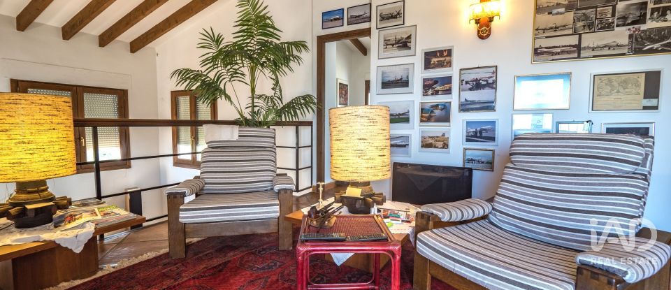 Chalet 4 habitaciones de 350 m² en Pego (03780)