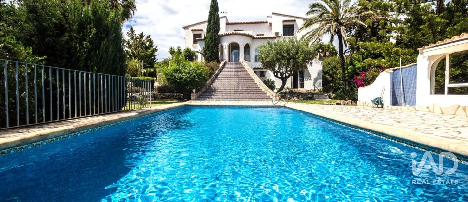 Chalet 4 habitaciones de 350 m² en Pego (03780)