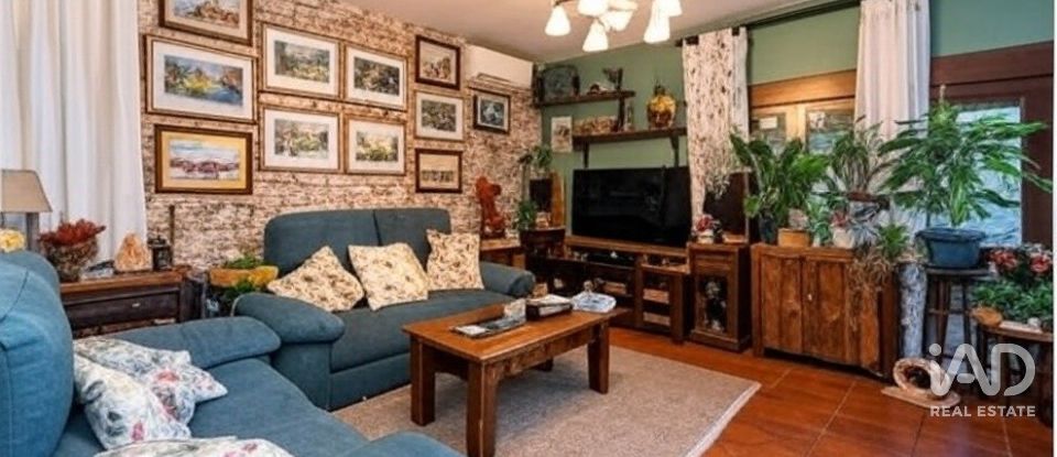 Casa 7 habitaciones de 351 m² en Villalbilla (28810)