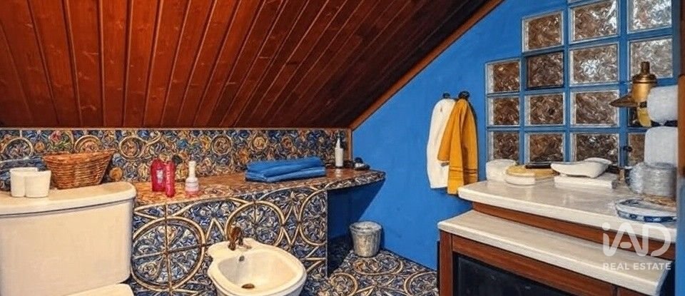 Casa 7 habitaciones de 351 m² en Villalbilla (28810)