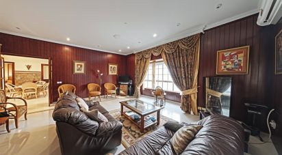 Casa 4 habitaciones de 391 m² en Chiclana de la Frontera (11130)