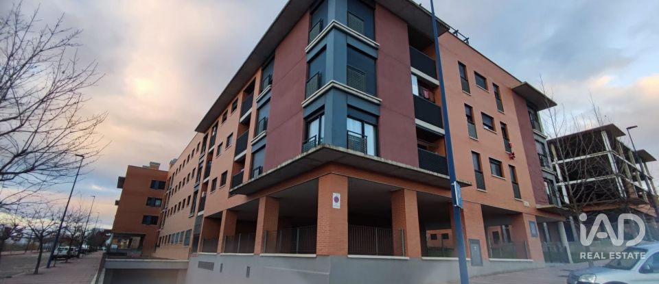 Apartment 2 bedrooms of 100 m² in León (24008)