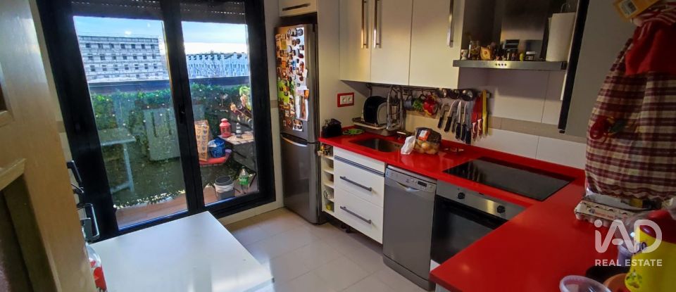 Apartment 2 bedrooms of 100 m² in León (24008)