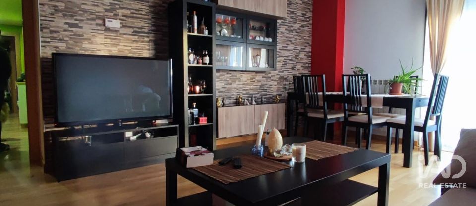 Apartment 2 bedrooms of 100 m² in León (24008)