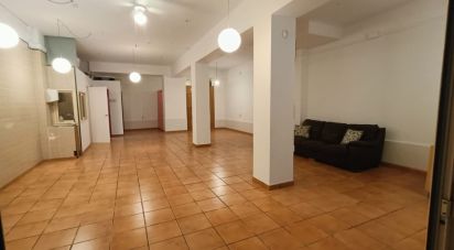 Shop / premises commercial of 115 m² in Les Roquetes (08812)