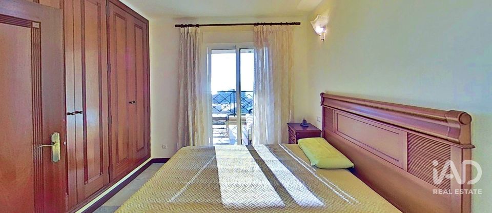 Piso 3 habitaciones de 107 m² en Torrevieja (03183)