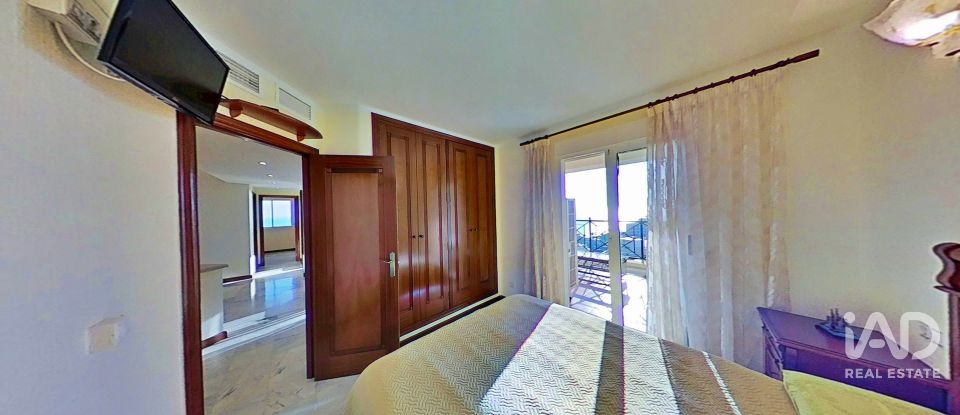 Piso 3 habitaciones de 107 m² en Torrevieja (03183)