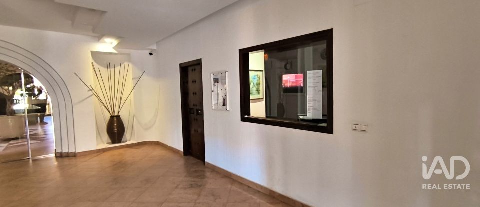 Piso 3 habitaciones de 107 m² en Torrevieja (03183)