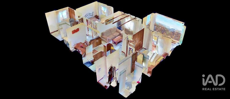 Piso 3 habitaciones de 107 m² en Torrevieja (03183)