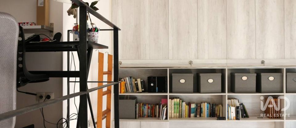 Duplex 1 chambre de 65 m² à Barcelona (08012)