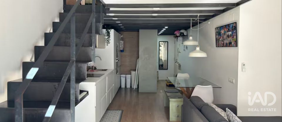 Duplex 1 chambre de 65 m² à Barcelona (08012)
