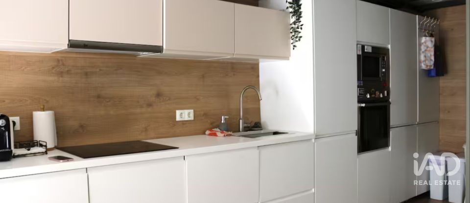 Duplex 1 chambre de 65 m² à Barcelona (08012)