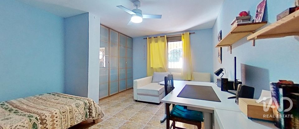 Maison rustique 4 chambres de 163 m² à Sant Joan de Moró (12130)