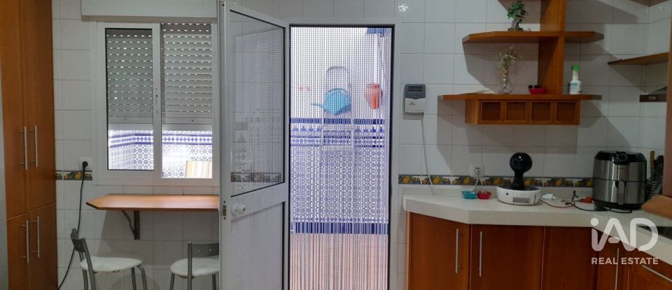 Casa 3 habitaciones de 96 m² en Lepe (21440)