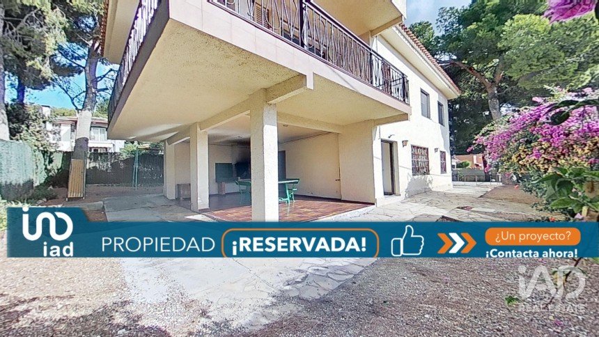 Casa 4 habitaciones de 197 m² en Segur de Calafell (43882)