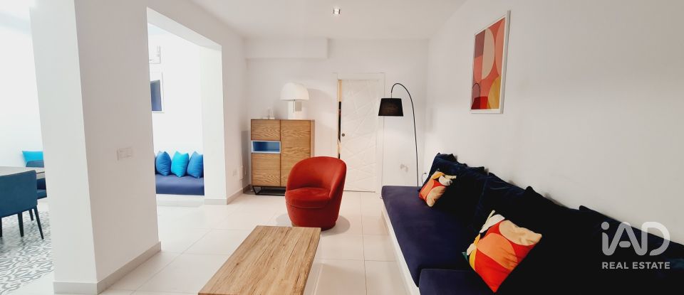 Casa de pueblo 4 habitaciones de 260 m² en Estepona (29680)