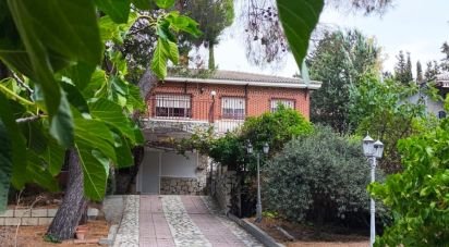 Appartement en maison 5 chambres de 225 m² à Colmenar de Oreja (28380)