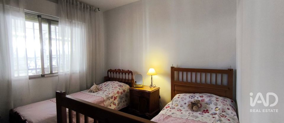 Habitatge unifamiliar  5 habitacions de 225 m² a Colmenar de Oreja (28380)