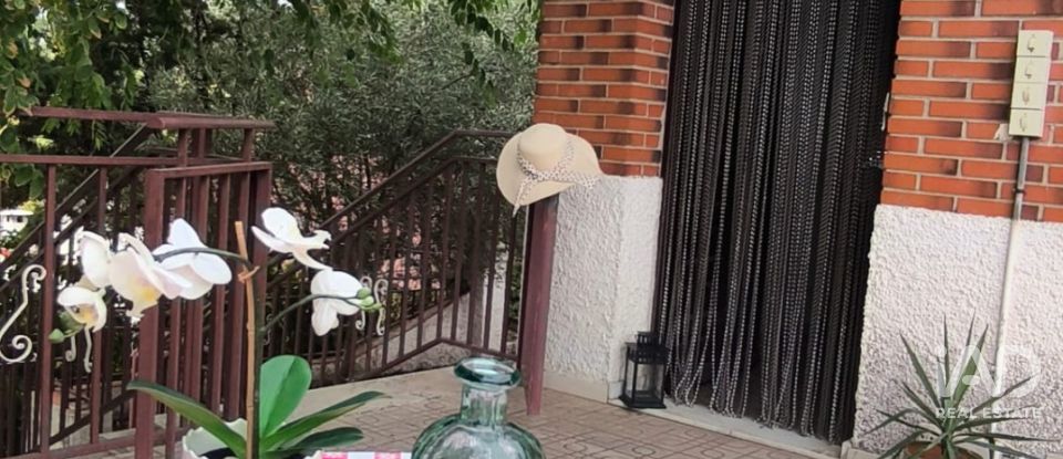 Habitatge unifamiliar  5 habitacions de 225 m² a Colmenar de Oreja (28380)