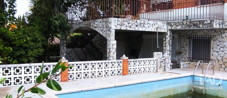 Habitatge unifamiliar  5 habitacions de 225 m² a Colmenar de Oreja (28380)