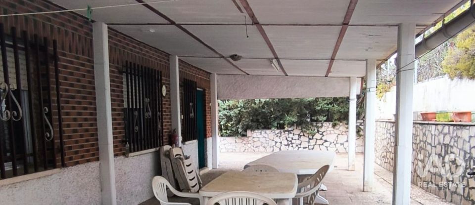 Habitatge unifamiliar  5 habitacions de 225 m² a Colmenar de Oreja (28380)