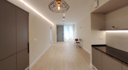 Shop / premises commercial of 60 m² in Barcelona (08006)