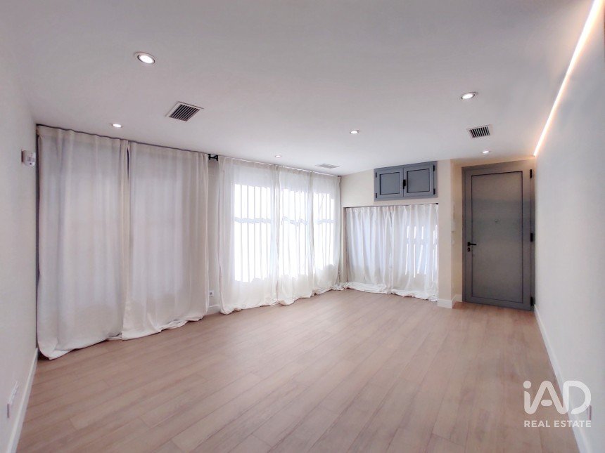 Boutique/Local commercial de 67 m² à Barcelona (08006)