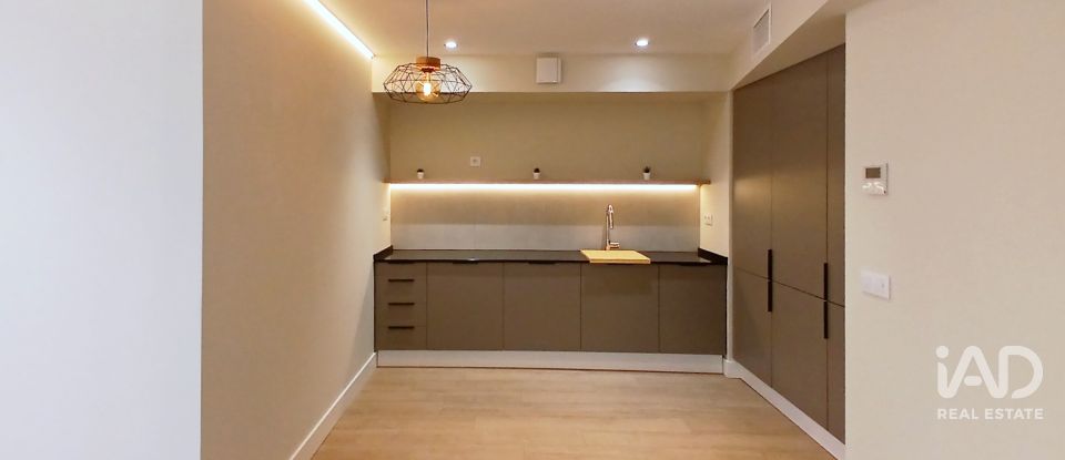 Boutique/Local commercial de 67 m² à Barcelona (08006)