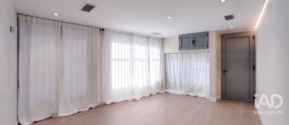 Boutique/Local commercial de 67 m² à Barcelona (08006)