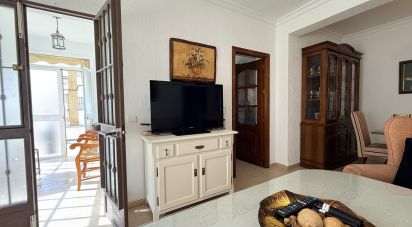 Pis 3 habitacions de 108 m² a La Antilla (21449)