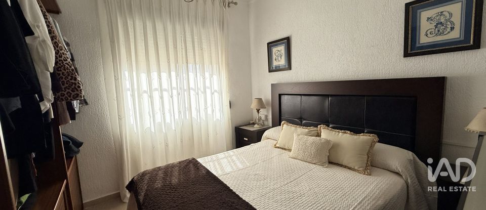 Pis 3 habitacions de 108 m² a La Antilla (21449)