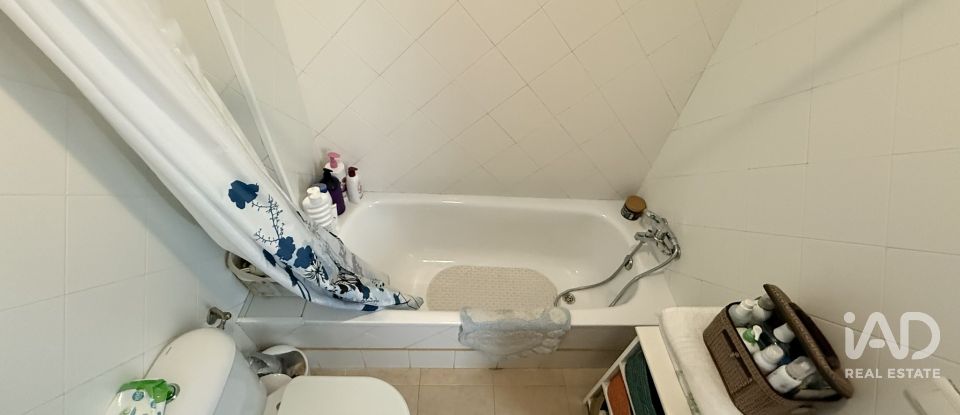 Pis 3 habitacions de 108 m² a La Antilla (21449)