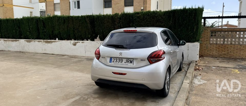 Pis 3 habitacions de 108 m² a La Antilla (21449)