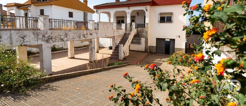 Chalet 0 habitaciones de 298 m² en Rociana del Condado (21720)