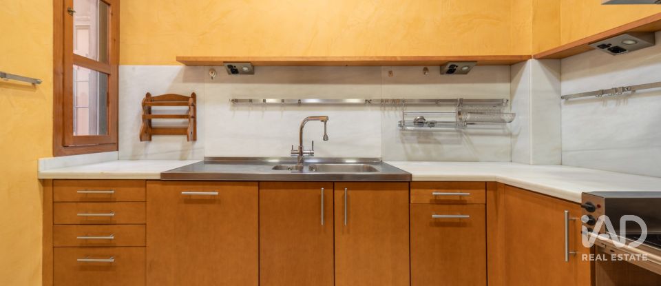 Pis 3 habitacions de 140 m² a Barcelona (08007)