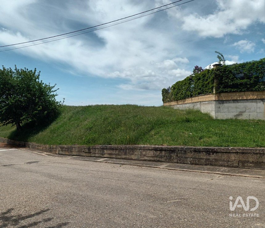 Terreny de 762 m² a Rioseco de Tapia (24275)