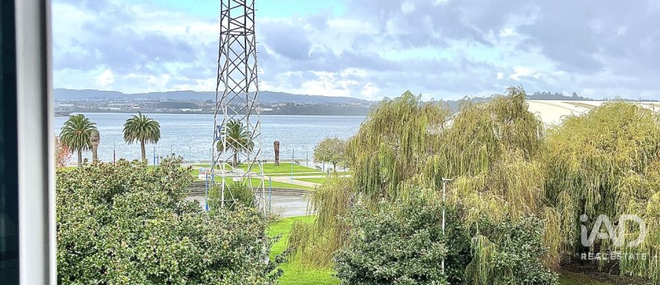 Piso 4 habitaciones de 90 m² en Fene (15500)